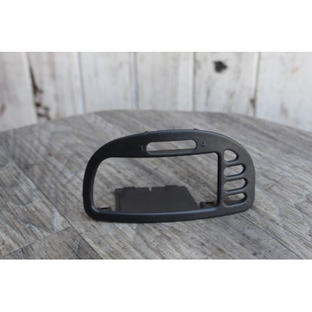 cache plastic contour grille ventilation citroen saxo 94027111