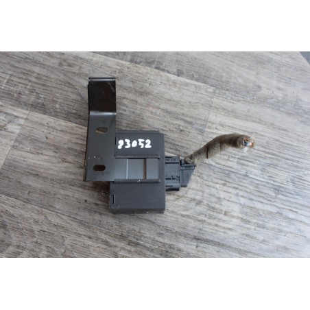 boitier anti demarrage citroen saxo  peugeot  9624799080