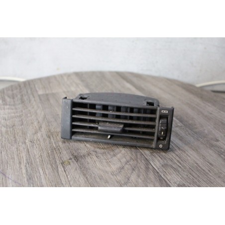 grille de ventilation tableau de bord mercedes class e w124
