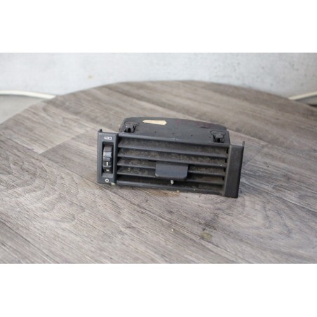 grille de ventilation tableau de bord mercedes class e w124