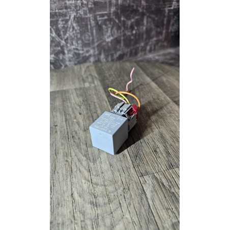 relais centrale clignotante peugeot 308 p308 citroen 9563533980 739187