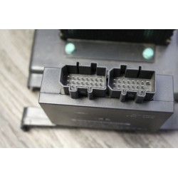 boitier assistance aide stationnement radar  de recul AUDI A8 S8 4D0919283