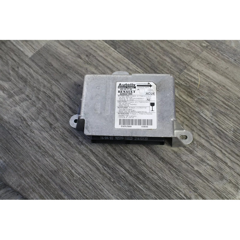 calculateur module commande AIRBAG RENAULT 8200321999 603602700 calculateur module commande AIRBAG RENAULT 8200321999 603602700