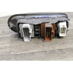bouton leve vitre avant gauche renault SCENIC MEGANE 156018070