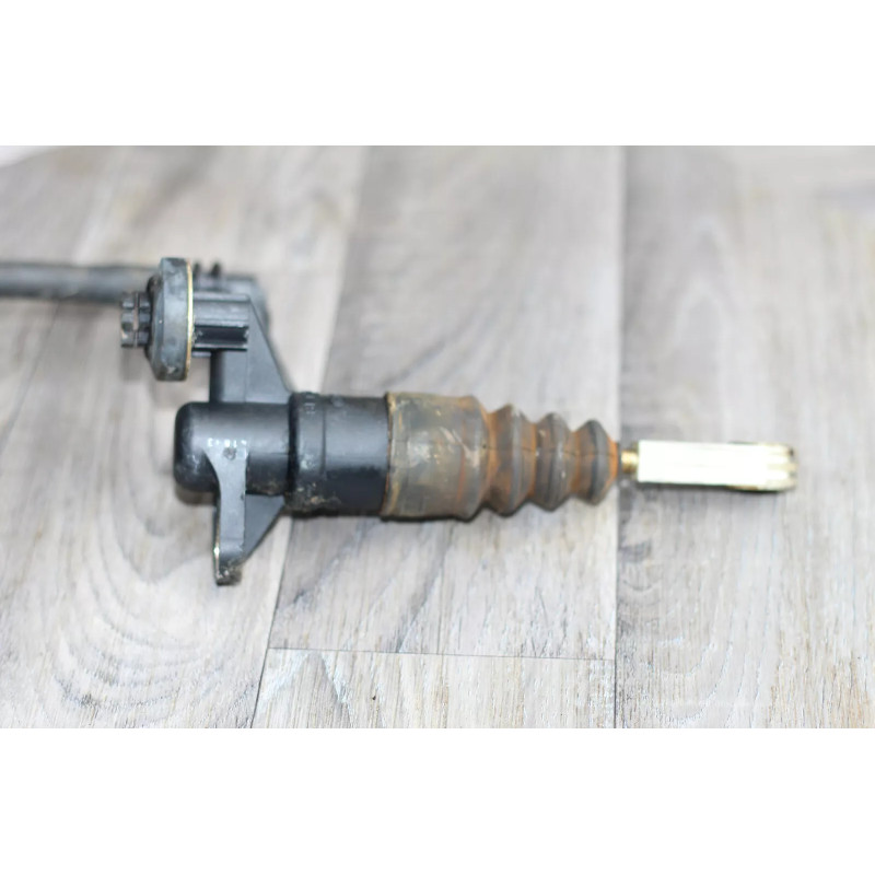 emetteur d embrayage AUDI A6 V6 TDI 8E1721401 emetteur d embrayage AUDI A6 V6 TDI 8E1721401