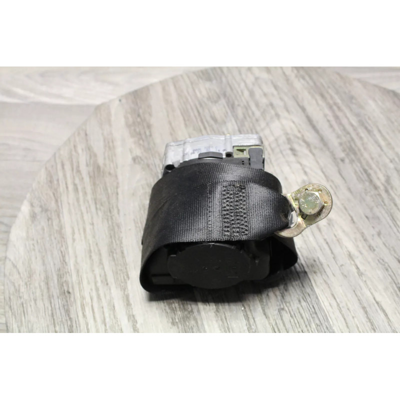 ceinture enrouleur securite arriere gauche airbag pretensionneur audi break 4B9857805 ceinture enrouleur securite arriere gauche airbag pretensionneur audi break 4B9857805