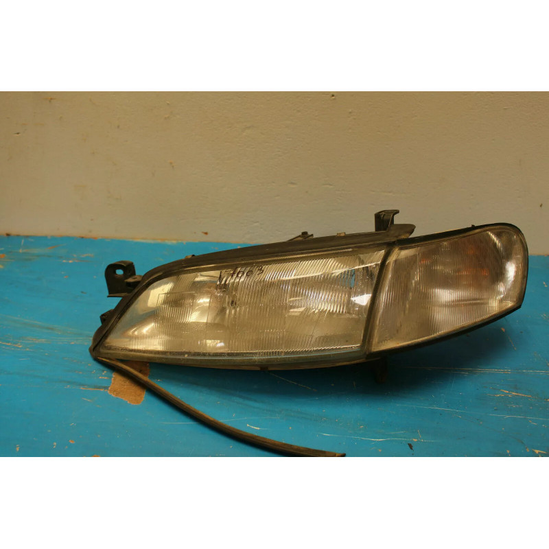 optique avant gauche avec clignotant OPEL vectra 54532889 optique avant gauche avec clignotant OPEL vectra 54532889