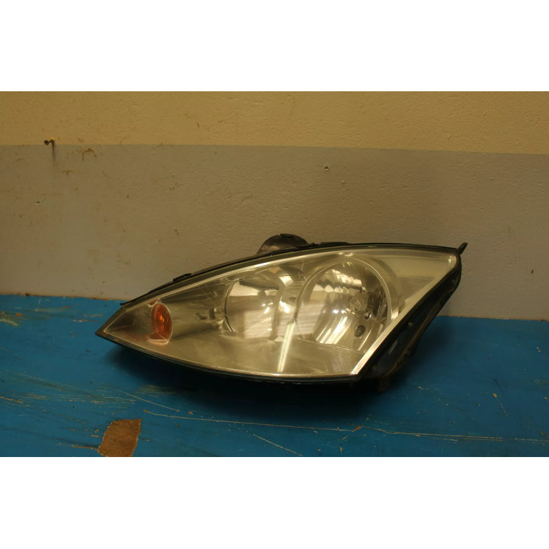 optique phare avant gauche ford focus 2M51-13W030-BE optique phare avant gauche ford focus 2M51-13W030-BE