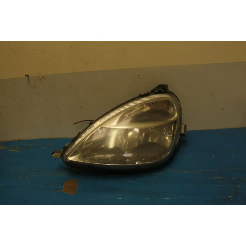 optique avant gauche mercedes class A A1688201761 0301192201 optique avant gauche mercedes class A A1688201761 0301192201