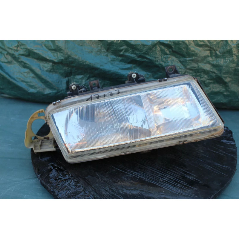 optique avant droit lancia delta gauche 88200433 optique avant droit lancia delta gauche 88200433