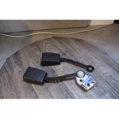 gache pedoncule ceinture de securite avant mercedes class e w124 1248600269