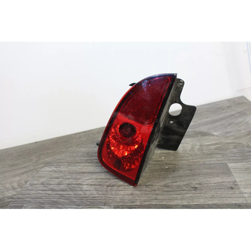 feu optique arriere droit parechoc RENAULT ESPACE 4 8200027154 feu optique arriere droit parechoc RENAULT ESPACE 4 8200027154