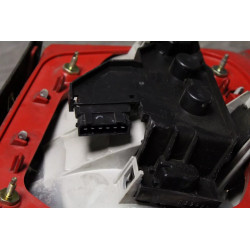 feu arriere gauche AUDI A4 V6 TDI 2000