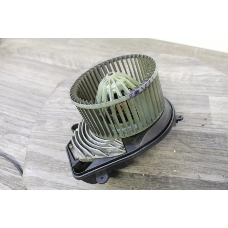 pulseur d air PULSEUR D AIR AUDI A4 740221233 F pulseur d air PULSEUR D AIR AUDI A4 740221233 F