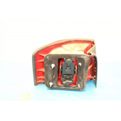 feu arriere droit audi a6 break annee 2000