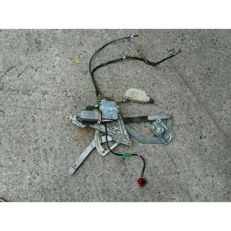 leve vitre electrique avant droit FORD ORION ANNEE 1990 REF 86ABA23200BB leve vitre electrique avant droit FORD ORION ANNEE 1990 REF 86ABA23200BB