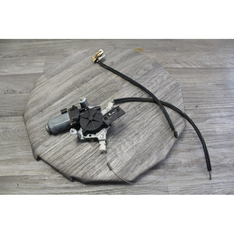 moteur leve vitre avant RENAULT TYPE CLIO moteur leve vitre avant RENAULT TYPE CLIO