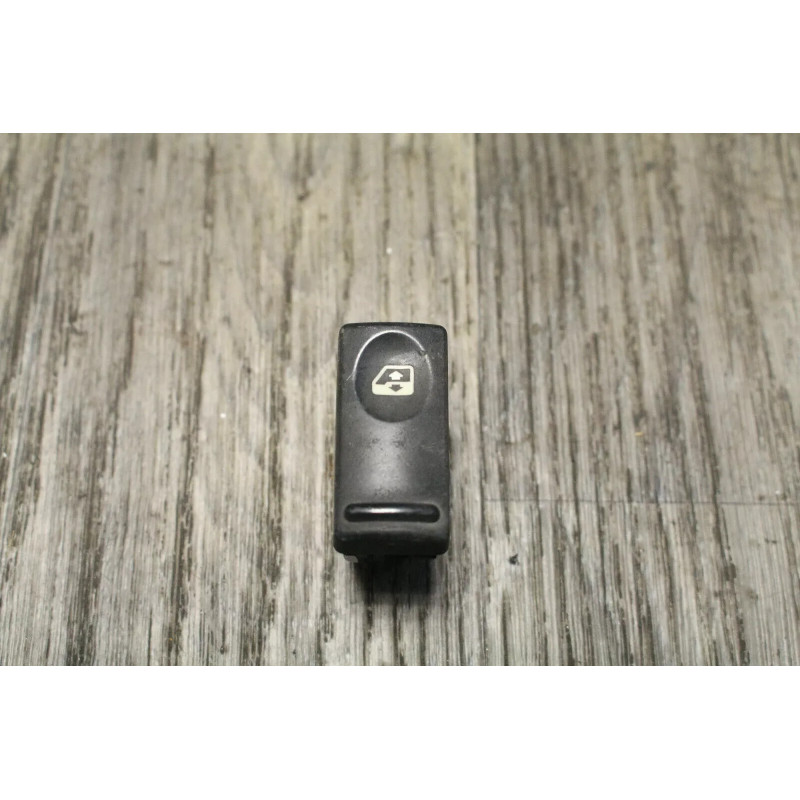 bouton leve vitre RENAULT bouton leve vitre RENAULT