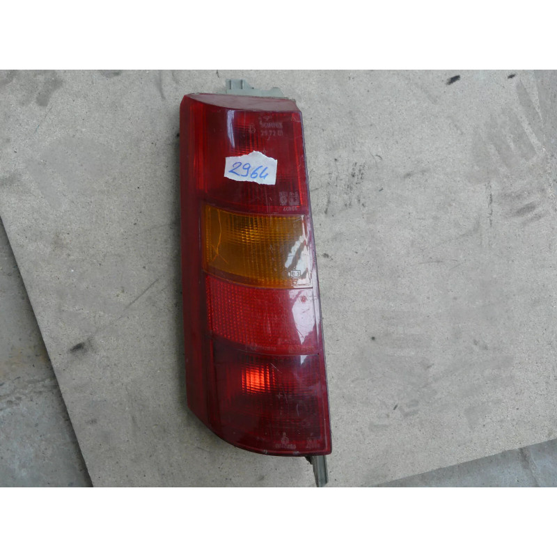 feu arriere gauche RENAULT SUPER 5 1987 feu arriere gauche RENAULT SUPER 5 1987