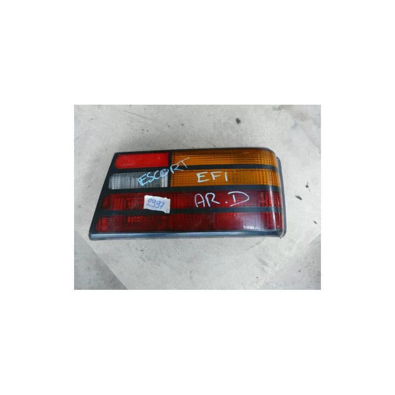feu arriere droit FORD ORION 1989 feu arriere droit FORD ORION 1989