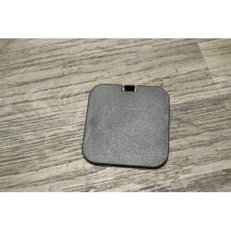 cache couvercle feu ampoule hayon RENAULT LAGUNA 1 7700820483