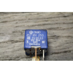 relais pompe a carburant  VW VOLKSWAGEN AUDI RELAIS 67 857951253