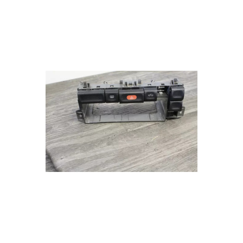 support autoradio bouton warning cache OPEL VECTRA 90568278 support autoradio bouton warning cache OPEL VECTRA 90568278
