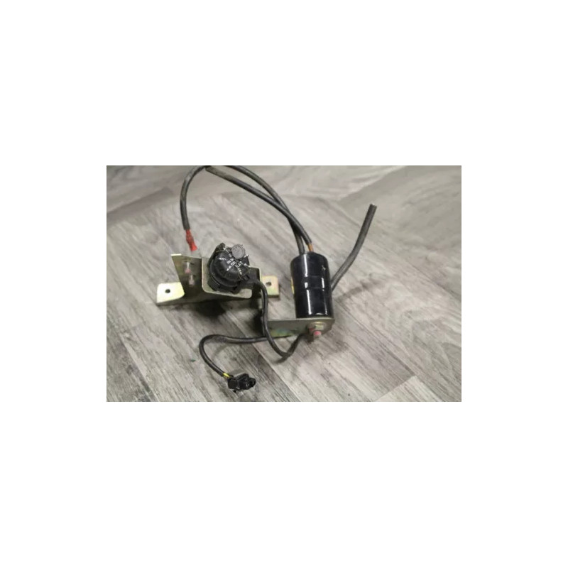 sonde capteur divers mercedes W124 500E 1994 0145457128 0011568801 sonde capteur divers mercedes W124 500E 1994 0145457128 0011568801