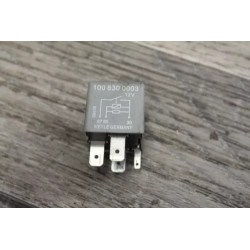 relais pompe a carburant VW VOLKSWAGEN AUDI RELAIS 167 191906383 C