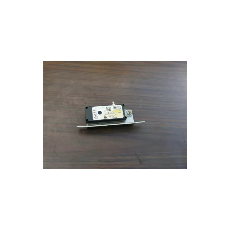 boitier electronique module tv AUDI A8 V8 3.3 TDI 2001 4D0035225p boitier electronique module tv AUDI A8 V8 3.3 TDI 2001 4D0035225p