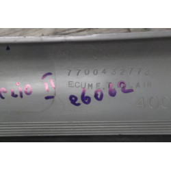 cache plastic montant avant gauche RENAULT CLIO 2 7700432773