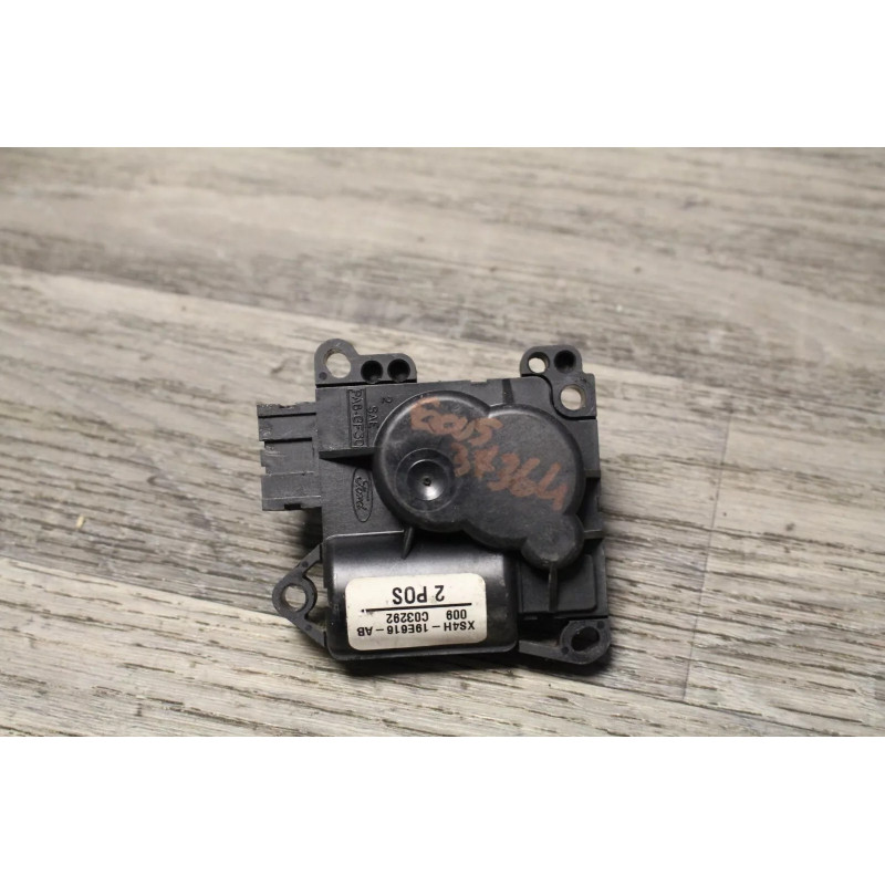 moteur commande volet chauffage FORD FOCUS XS4H19E616AB moteur commande volet chauffage FORD FOCUS XS4H19E616AB