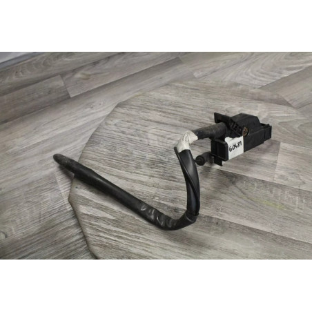 prise electrique de boitier MERCEDES W124 500E 1994 BERLINE