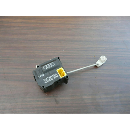 moteur electrique commande volet ventilation AUDI A8 V8 3.3 TDI 2001 4D0820511