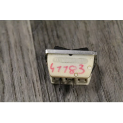 bouton RENAULT R16 TL 5P