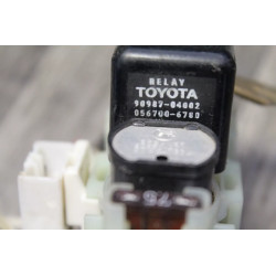 boite a fusible relais TOYOTA COROLLA 90987-04002