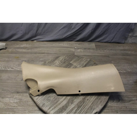 plastic habillage interieur droit divers FORD FOCUS 98ABA31016AL