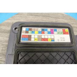 couvercle plastic boite a fusible RENAULT ESPACE 3 2.2 DT 6025307537