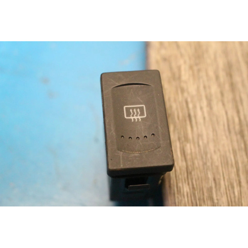 bouton degivrage vitre arriere vw volkswagen passat 3b0959621 bouton degivrage vitre arriere vw volkswagen passat 3b0959621