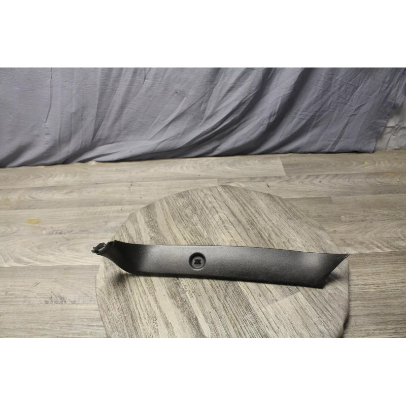 habillage plastic interieur divers FORD FOCUS 98ABA42906AH habillage plastic interieur divers FORD FOCUS 98ABA42906AH