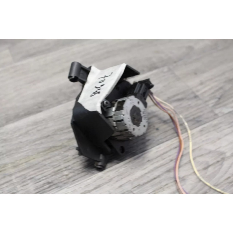 moteur commande volet ventilation CITROEN XSARA 1.9 TD COUPE VTS 1998 moteur commande volet ventilation CITROEN XSARA 1.9 TD COUPE VTS 1998