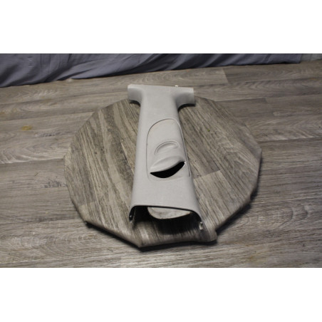 habillage plastic interieur montant FORD FOCUS 98ABA24583AU