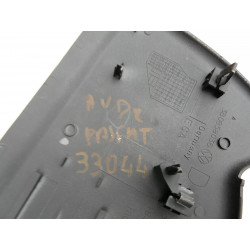 plastic lateral habillage tdb PASSAT V6 TDI 2000 3B0858036