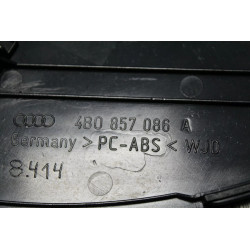 cache plastic lateral tdb droit AUDI A6 4B0857086