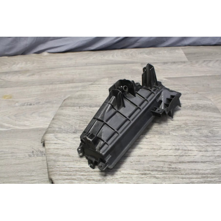 cache plastic  COUVERCLE DIVERS