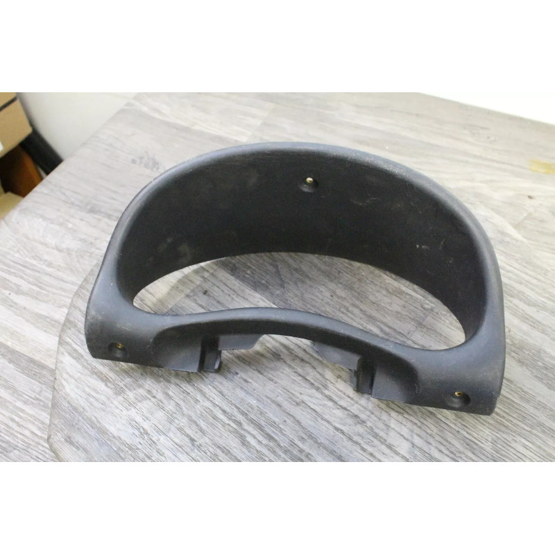 cache plastic noir tour de combine compteur opel corsa B 1996 90387685 cache plastic noir tour de combine compteur opel corsa B 1996 90387685