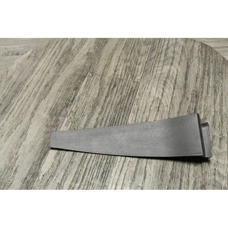 plastic habillage tableau de bord gauche MAZDA RX8 231CV 2006 F15164961 plastic habillage tableau de bord gauche MAZDA RX8 231CV 2006 F15164961