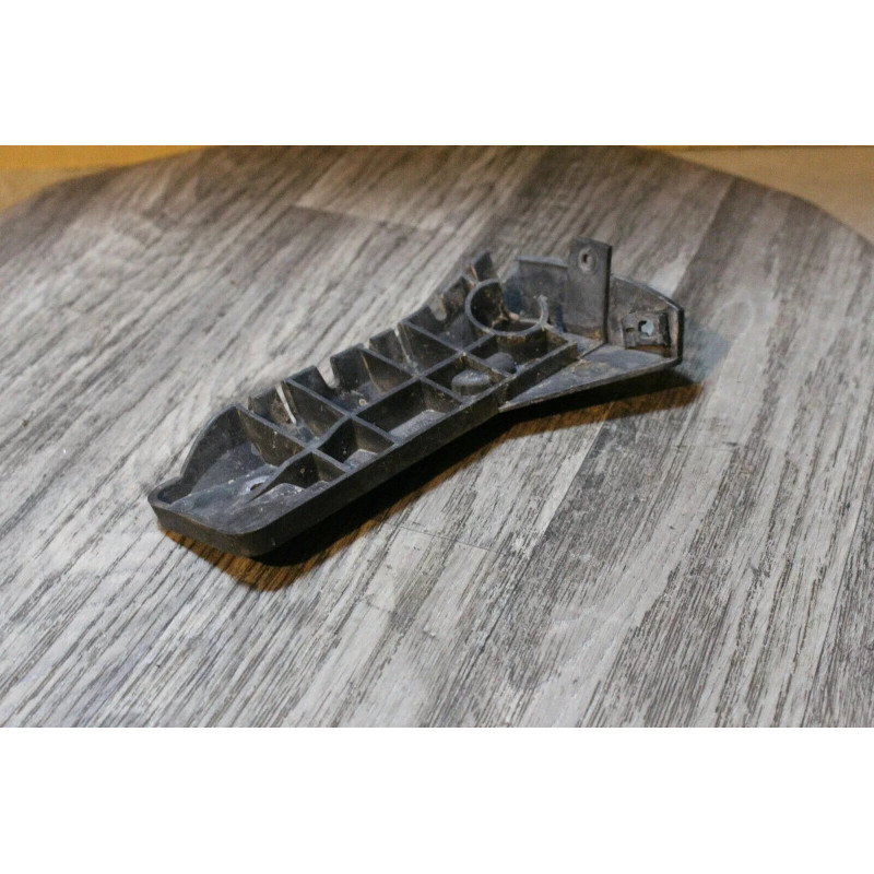 support avant gauche parechoc audi a4 8E0807283 A support avant gauche parechoc audi a4 8E0807283 A