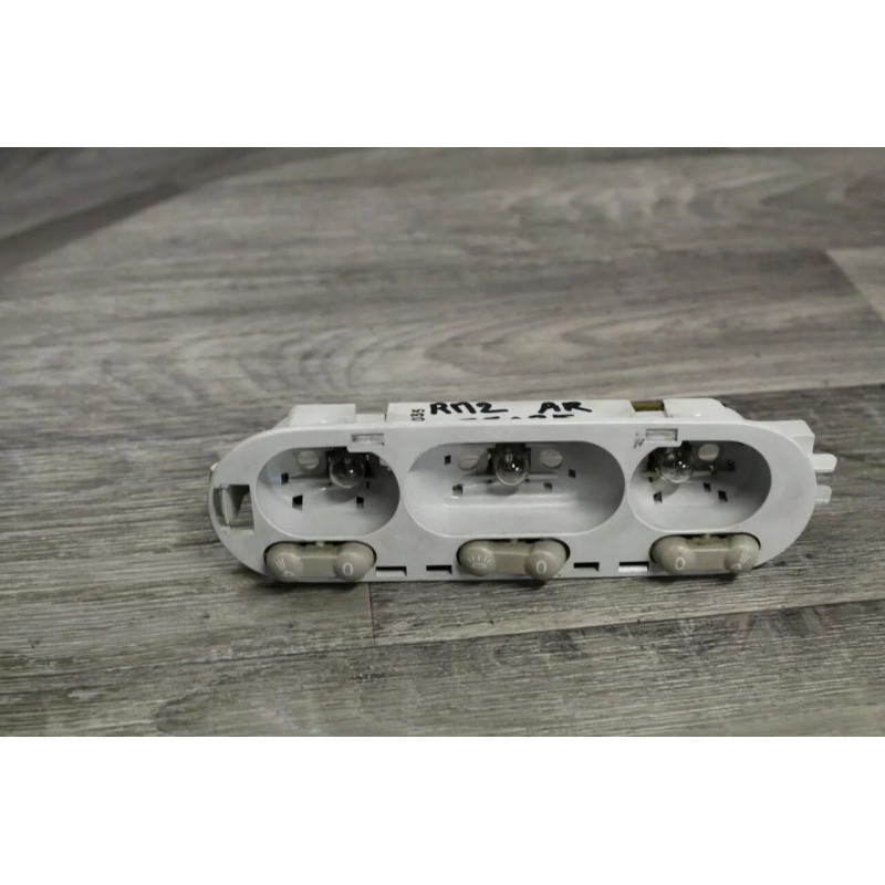 eclairage interieur plafond RENAULT MEGANE 2 1900 2004