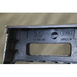 cache plastic habillage grille ventilation droit AUDI A6 4B1820902